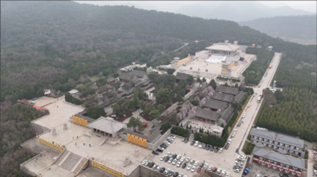 The Chinese People Han People- mausoleum Huang Di