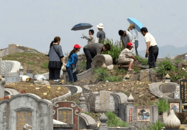 QingMing Tomb Sweeping
